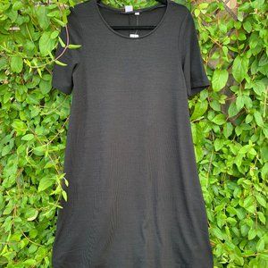 NWT GAP black A line dress